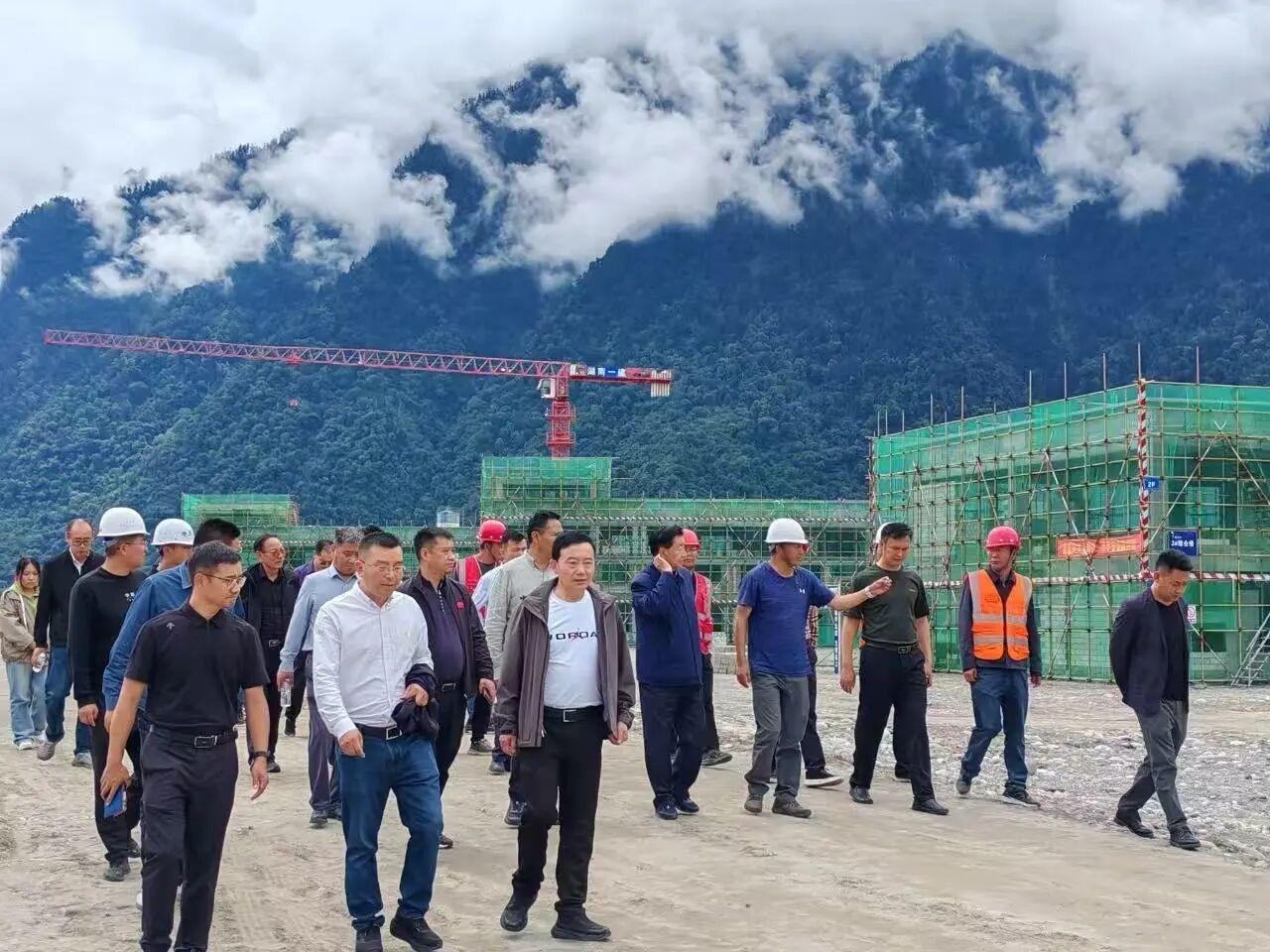 西藏自治區(qū)領(lǐng)導親臨視察！一建園林承建的這一重點項目獲高度關(guān)注！